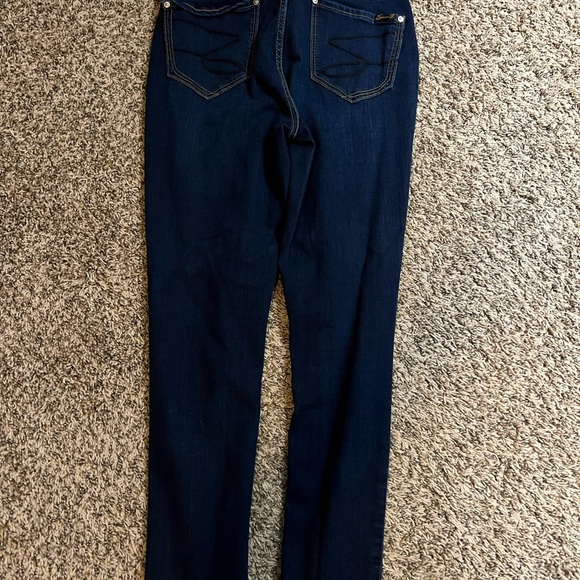 Jeans - Picture 2 of 2